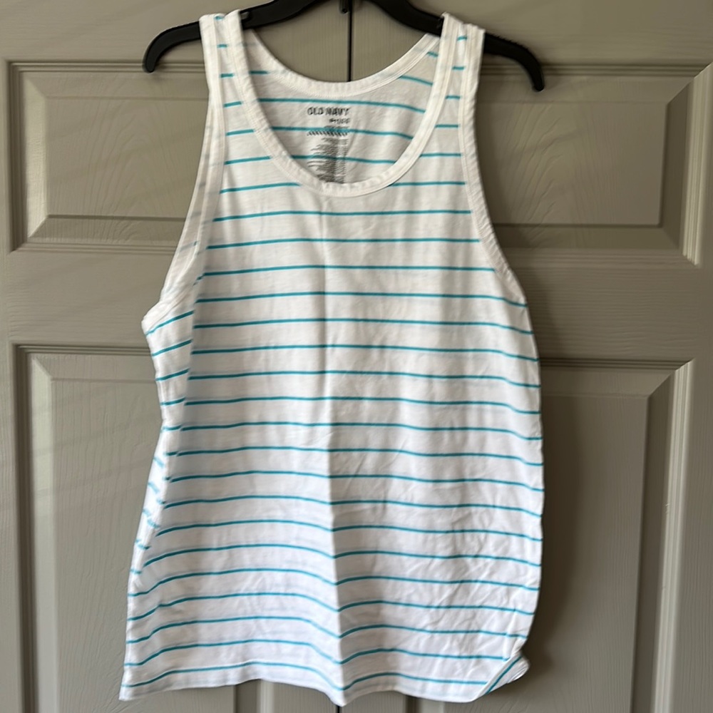 Men’s Old Navy tank top size L